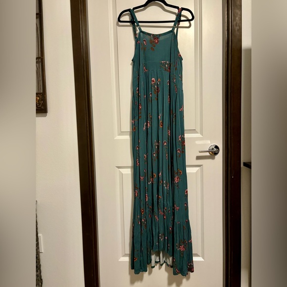 Torrid Jersey Maxi Dress - Picture 2 of 5